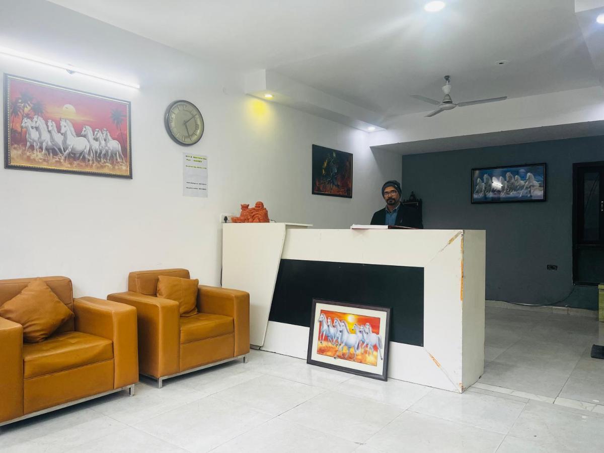 Hotel Cozy Cave Delhi Aiport Νέο Δελχί Εξωτερικό φωτογραφία
