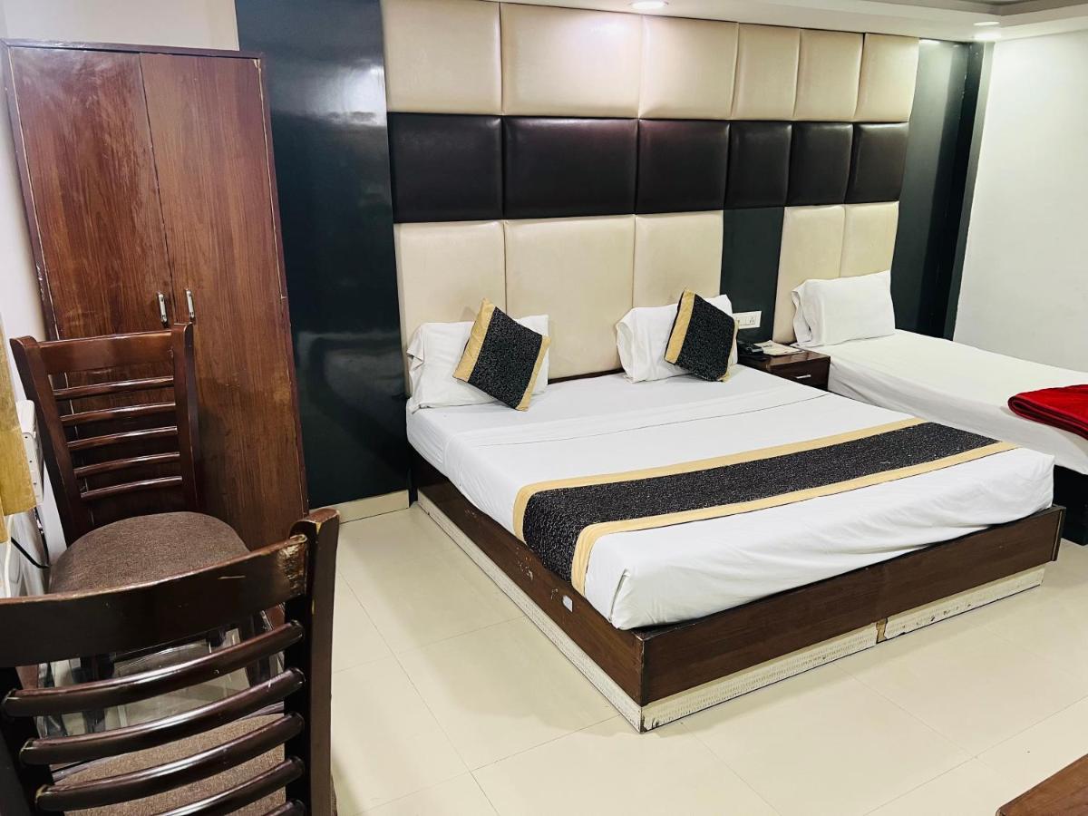 Hotel Cozy Cave Delhi Aiport Νέο Δελχί Εξωτερικό φωτογραφία